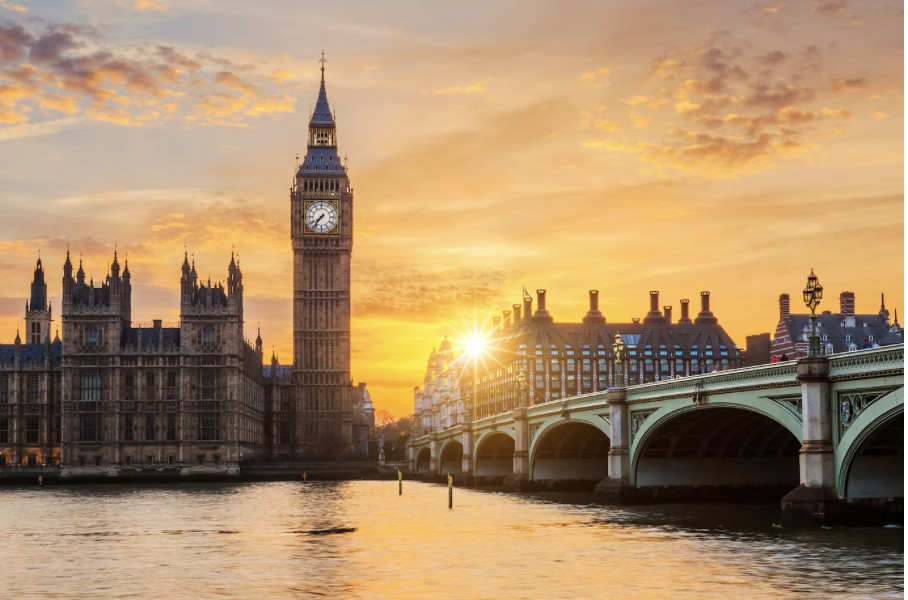 Big Ben from the river