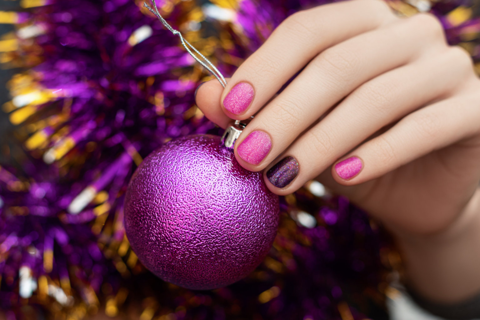 purple nails