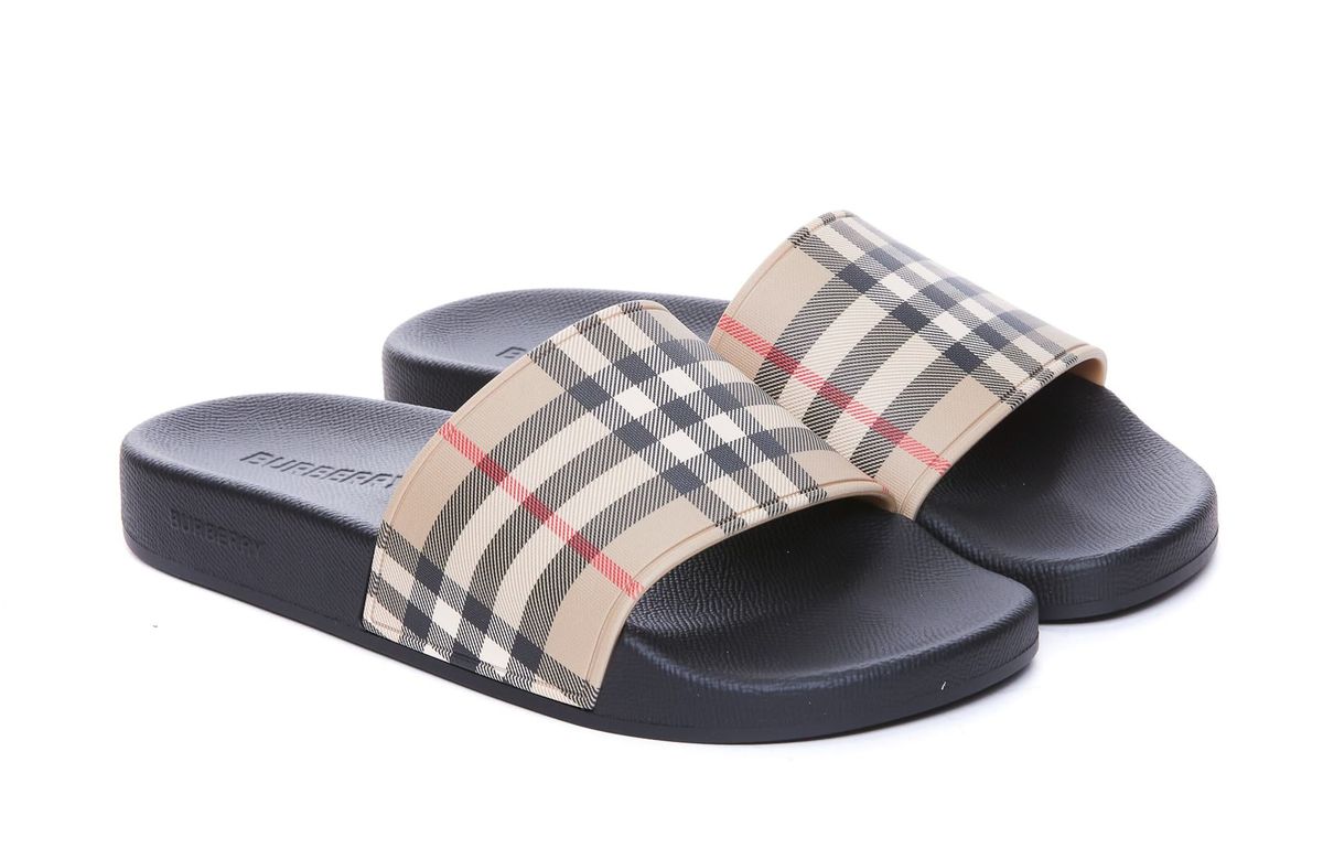 Burberry Flip-Flops